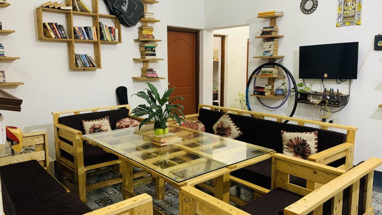 Rootsvilla Vagator - Longstays, Coworking Backpacker'S Hostel Экстерьер фото